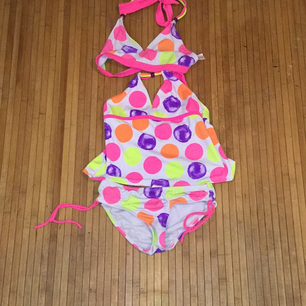 Bathing suit